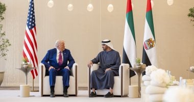 رئيس دولة الإمارات يمنح الرئيس الأمريكى دونالد ترامب "وسام الشيخ زايد"