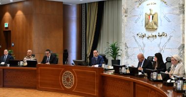 وزير الاستثمار والتجارة الخارجية يقدّم عرضًا بشأن إعداد خريطة استثمارية وطنية شاملة