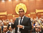 وزير الإسكان يعلن طرح 100 ألف وحدة سكنية لمحدودى الدخل أول يوليو