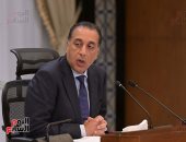 مدبولى يستعرض نماذج استجابات منظومة الشكاوى الحكومية لعدد من الحالات الإنسانية