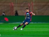 طارق حامد أساسيا مع ضمك أمام الاتفاق فى الدوري السعودي