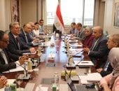 وزيرا الكهرباء والبترول يناقشان خطة العمل المشترك لتأمين التغذية الكهربائية خلال الصيف
