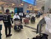 حجاجنا يصلّون بالمسجد النبوى استعدادًا لرحلة الطواف والمشاعر
